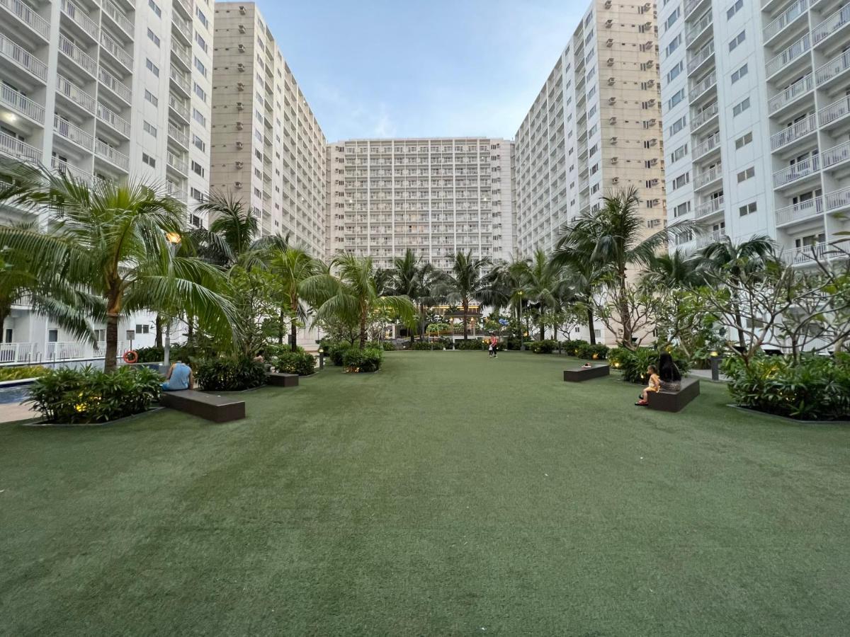 Yam Staycation Shore Residences Manila Kültér fotó
